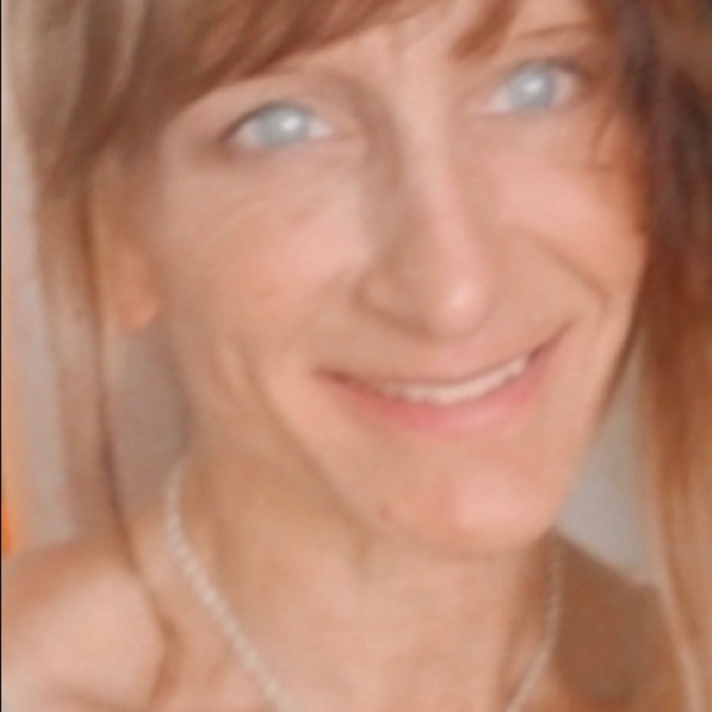 Meet your Posher, Candy